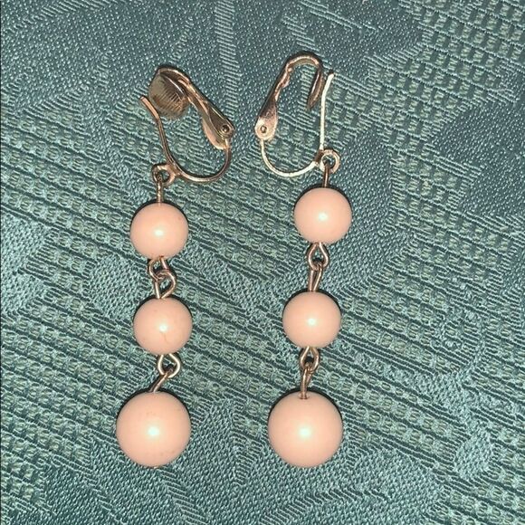 Vintage dangling tan & gold clip earrings - Picture 1 of 4